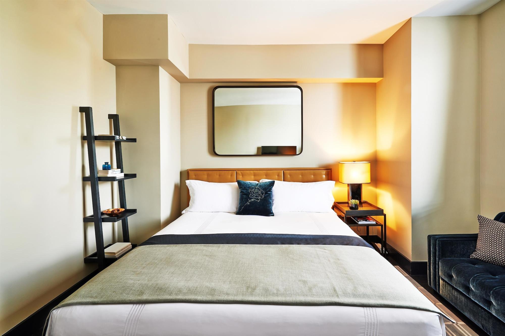 Sixty Soho Hotel New York Bagian luar foto A room at the Standard East Village