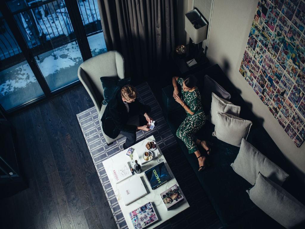 Sixty Soho Hotel New York Bagian luar foto The interior of the office of the magazine